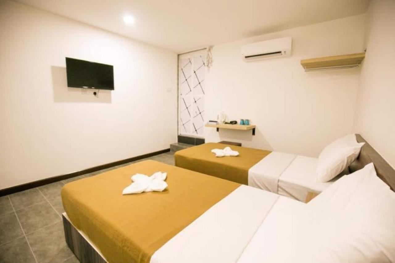 Oyo 90361 Motel Inapan Mahsuri Jitra Esterno foto